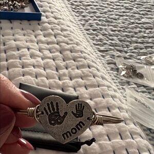 Silver Heart Mom Bracelet